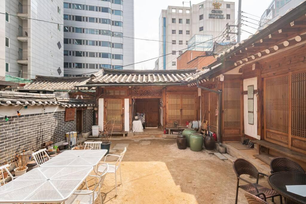 Namhyundang - Hanok Korean Traditional House Seoul Eksteriør billede